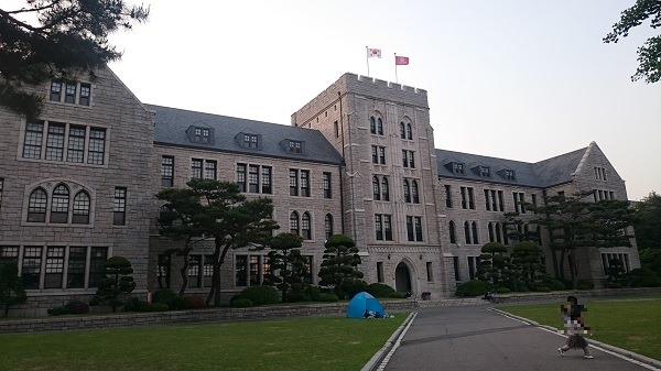 UNI STORE 高丽大学中央广场店_韩国购物_韩国旅游网-韩巢